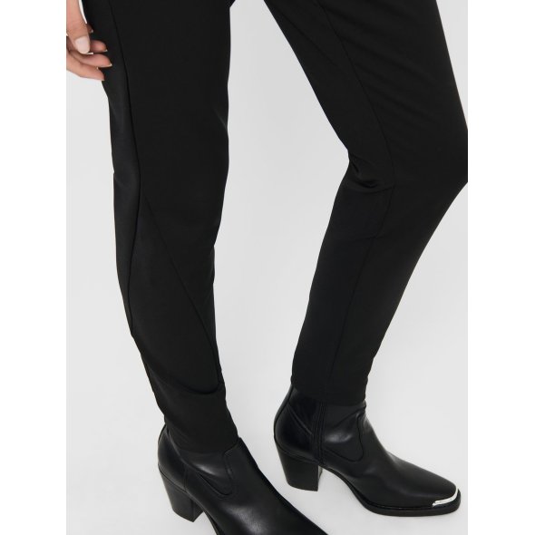 Παντελόνι υφασμάτινο "Ankle trousers" μαύρο